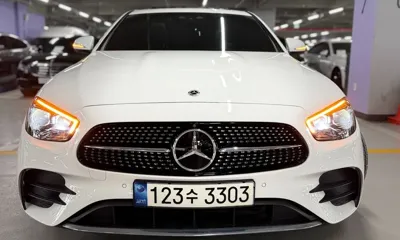 Mercedes-Benz E-Class 2022, 60400 км, за 26191.41 USD