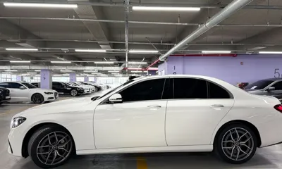 Mercedes-Benz E-Class 2022, 60400 км, за 26191.41 USD