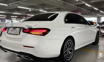 Mercedes-Benz E-Class 2022, 60400 км, за 26191.41 USD - фото 8