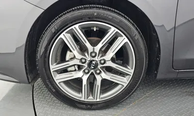 Kia K3 2019, 35706 км, за 9686.01 USD