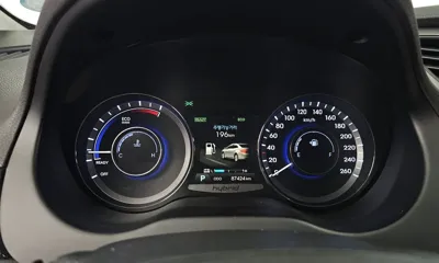 Hyundai Grandeur 2015, 87424 км, за 6446.57 USD - фото 8