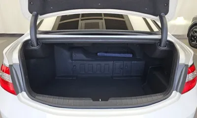 Hyundai Grandeur 2015, 87424 км, за 6446.57 USD - фото 20