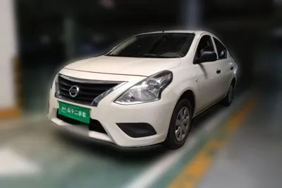 Nissan Sunny · 2015 год