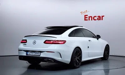 Mercedes-Benz E-Class 2017, 110062 км, за 15497.81 USD