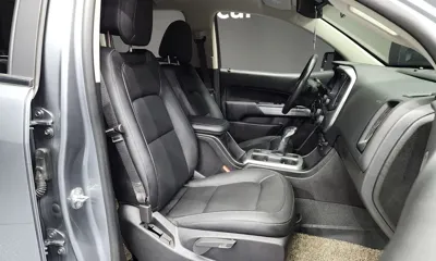 ChevroletGMDaewoo Colorado 2022, 49054 км, за 16552.8 USD - фото 11