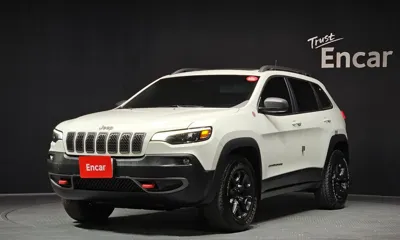 Jeep Cherokee · 2019 год