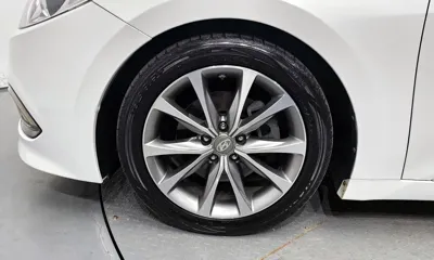 Hyundai Grandeur 2016, 127206 км, за 5189.17 USD