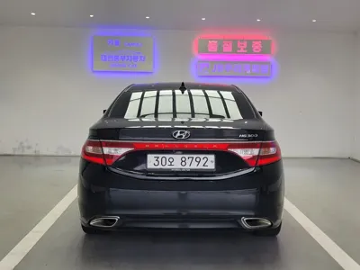 Hyundai Grandeur 2012, 263002 км, за 2297.49 USD