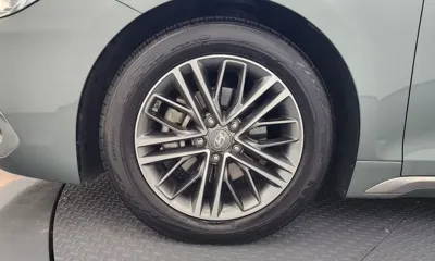Hyundai Grandeur 2017, 102511 км, за 7922.03 USD