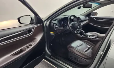 Hyundai Grandeur 2017, 102511 км, за 7870.55 USD - фото 10