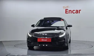 Kia K5 2016, 77962 км, за 5543.44 USD