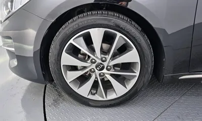 Kia K5 2016, 77962 км, за 5543.44 USD