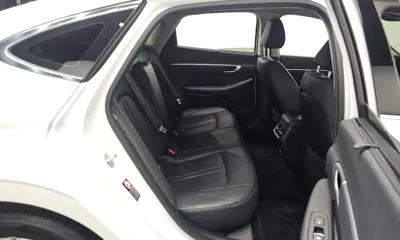 Hyundai Sonata 2020, 108508 км, за 10353.58 USD - фото 12