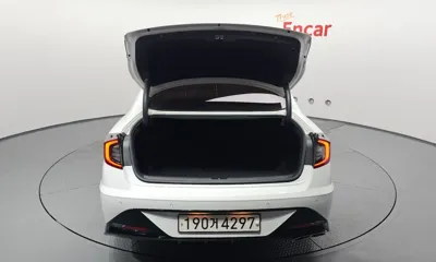 Hyundai Sonata 2020, 108508 км, за 10353.58 USD - фото 20