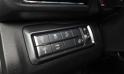 KG_Mobility_Ssangyong TIBOLI 2020, 40314 км, за 8593.34 USD - фото 14