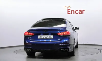 Hyundai Genesis 2016, 132945 км, за 8639.4 USD
