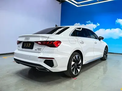 Audi A3 2023, 16000 км, за 24837.66 USD