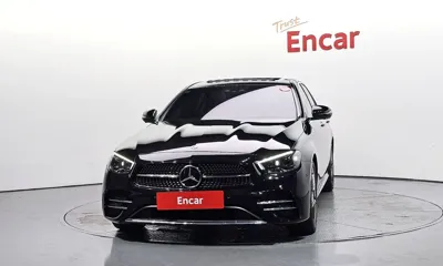 Mercedes-Benz E-Class 2023, 26691 км, за 30786.4 USD
