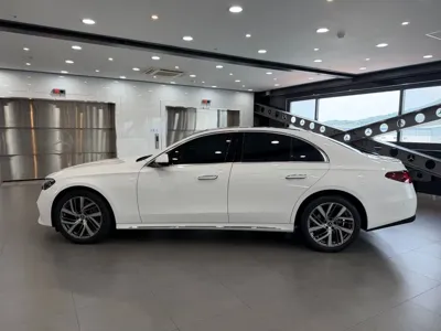 Mercedes-Benz E-Class 2024, 32794 км, за 38966.99 USD - фото 8