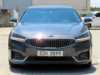 Kia K7 · 2018 год