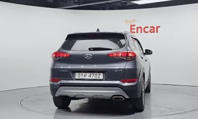 Hyundai Tucson 2017, 125247 км, за 7563.8 USD
