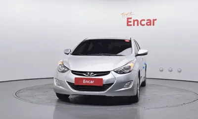 Hyundai Avante 2013, 140468 км, за 2992.46 USD