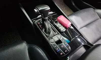 Kia K7 2016, 64570 км, за 6754.96 USD - фото 9