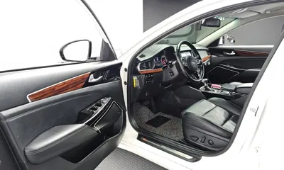 Kia K7 2016, 64570 км, за 6754.96 USD - фото 11