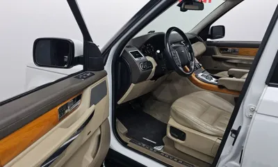 Land Rover Range Rover Sport 2013, 136100 км, за 8919.72 USD - фото 10