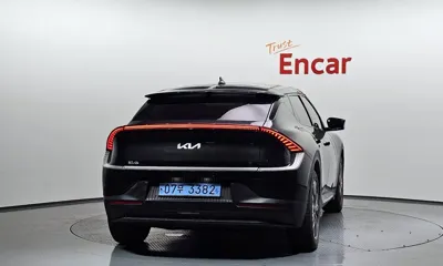 Kia EV6 2023, 66235 км, за 21402.57 USD