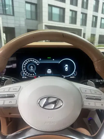 Hyundai Grandeur 2020, 103995 км, за 13644.93 USD