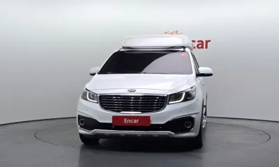 Kia Canival · 2018 год