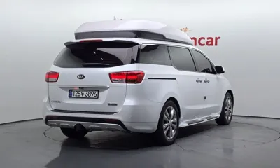 Kia Canival 2018, 119650 км, за 10728.47 USD