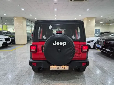 Jeep Wrangler 2020, 103324 км, за 19090.16 USD
