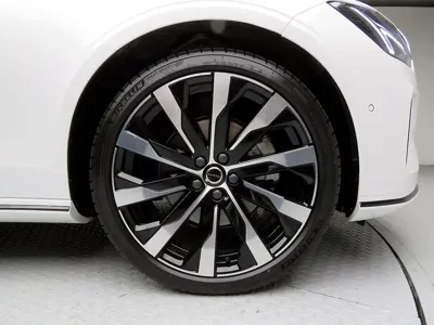 Volvo S90 2026, 4111 км, за 39331.07 USD - фото 6