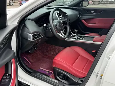 Jaguar XEL 2021, 50000 км, за 15273.39 USD