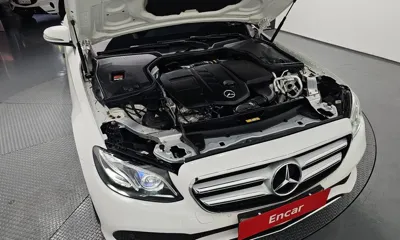 Mercedes-Benz E-Class 2018, 105467 км, за 12676.33 USD - фото 6
