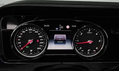 Mercedes-Benz E-Class 2018, 105467 км, за 12676.33 USD - фото 8