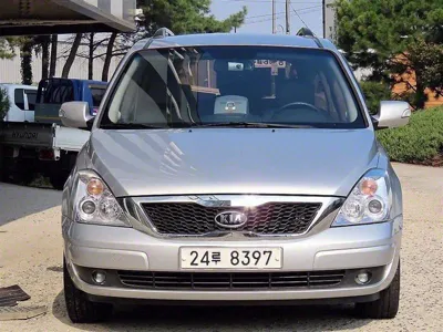 Kia Canival · 2011 год