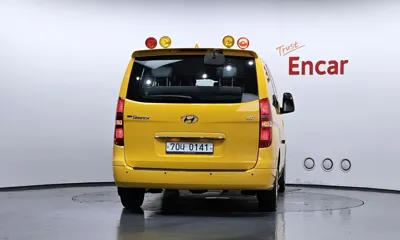 Hyundai Starex 2019, 107683 км, за 7017.2 USD