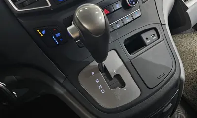 Hyundai Starex 2019, 107683 км, за 7017.2 USD - фото 9
