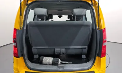 Hyundai Starex 2019, 107683 км, за 7017.2 USD - фото 17