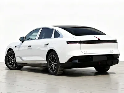 Voyah Zeekr 2025, 8000 км, за 20628.77 USD