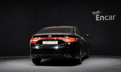 Hyundai Grandeur 2014, 213747 км, за 2312.52 USD