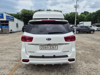 Kia Canival 2019, 132389 км, за 11171.35 USD