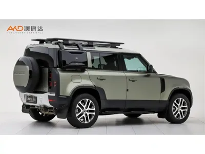 Land Rover Defender 2023, 35000 км, за 81873.4 USD