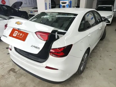 Chevrolet Monza 2022, 18100 км, за 9400.45 USD