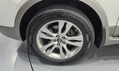 Hyundai Veracruz 2012, 232254 км, за 4427.95 USD