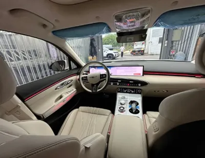 Genesis GV70 2025, 9600 км, за 40794.81 USD