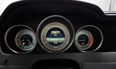 Mercedes-Benz C-Class 2014, 72783 км, за 7892.66 USD - фото 8